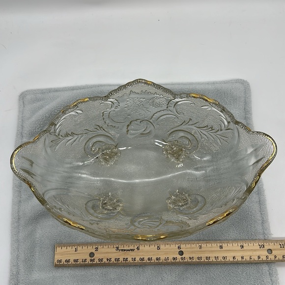 Vintage Oval Heavy Pressed 4-Footed Glass Bowl with Floral Design and Gold Trim - Picture 3 of 9